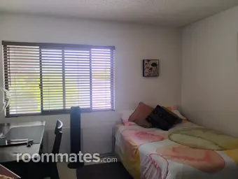 Room for rent in San Diego, CA $1400, condo