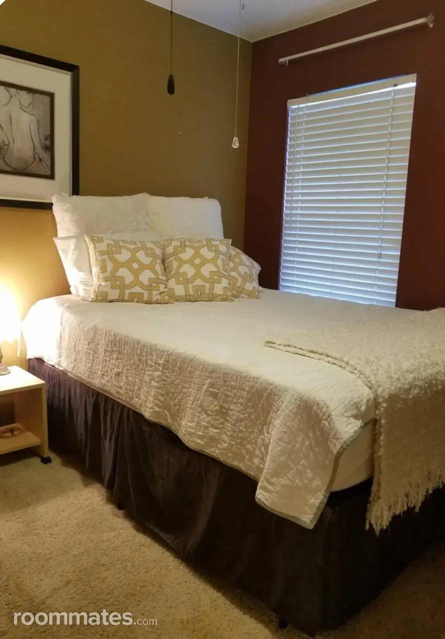 Profile photo 1 of 5