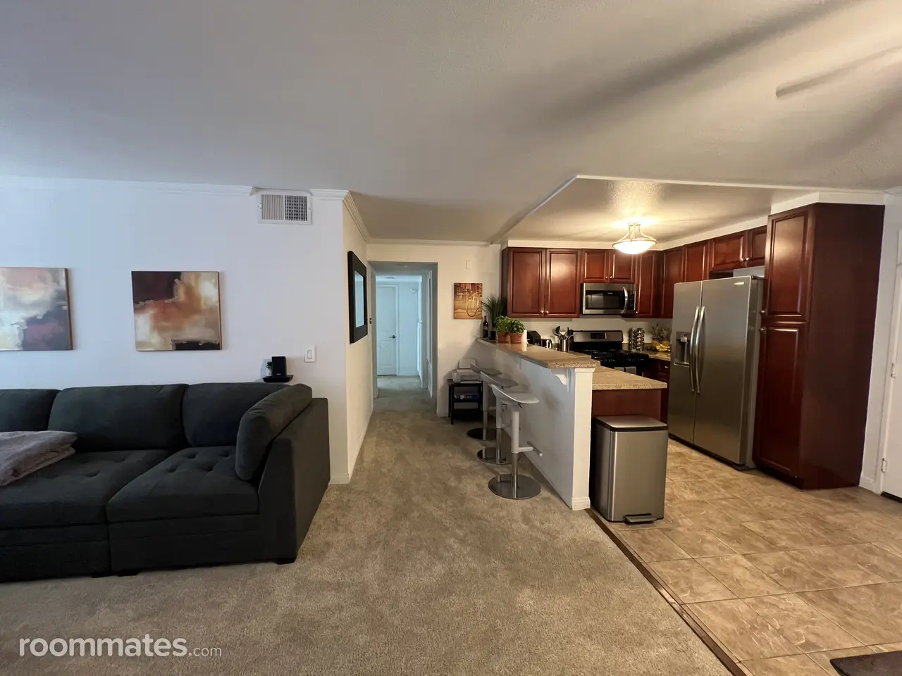 Profile photo 4 of 12