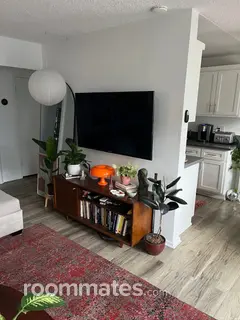 Room for rent in Orange, CA $900, house