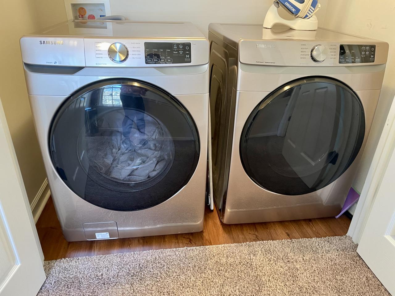 Profile photo 8 of 13