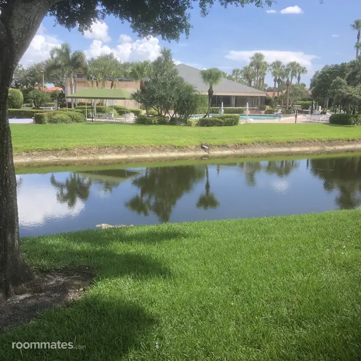 Room for rent in Boca Raton, FL $1000, house