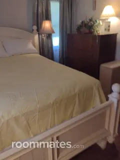 Room for rent in Springfield, MA $1000, house