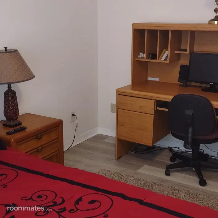 Room for rent in Cape Coral, FL $900, house