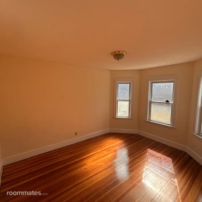 Room for rent in Dorchester, MA $790, house