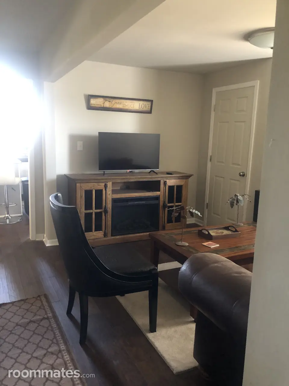 Profile photo 1 of 7