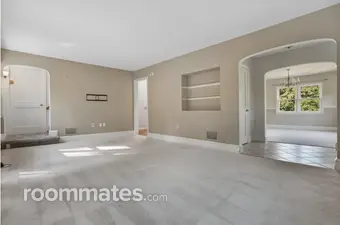 Room for rent in Danbury, CT $1250, house