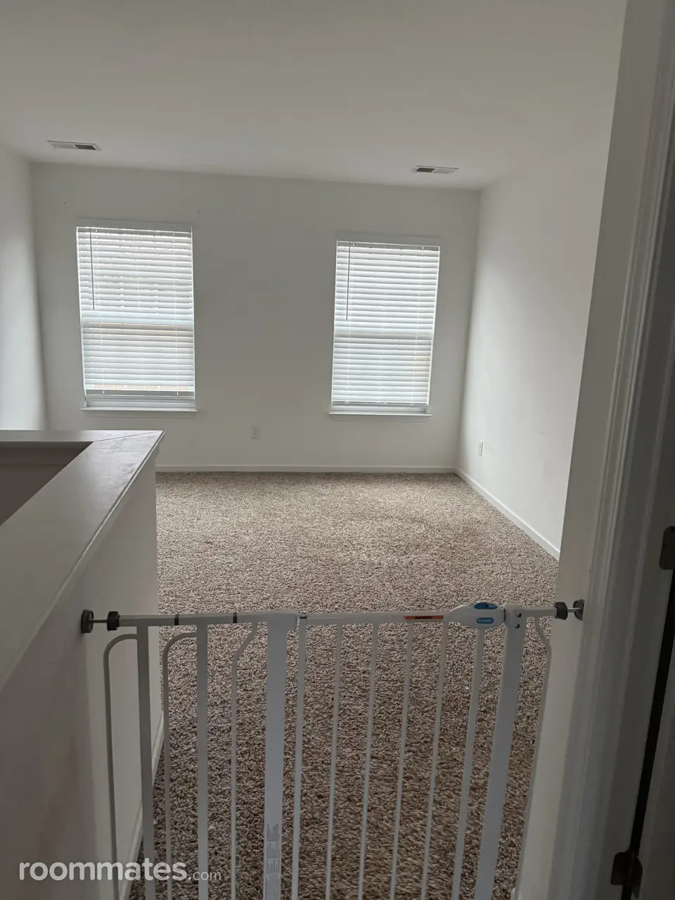 Profile photo 3 of 18