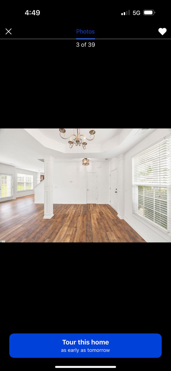 Profile photo 11 of 18