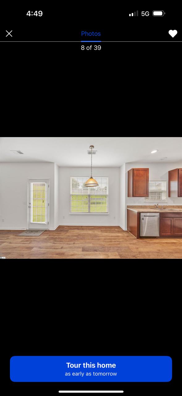 Profile photo 6 of 18