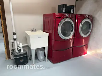 Room for rent in Philadelphia, PA $725, house