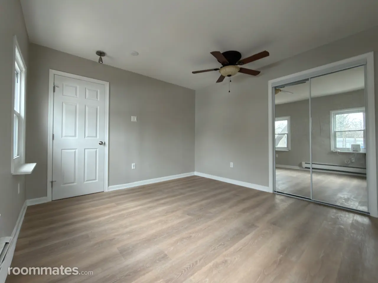 Profile photo 8 of 14