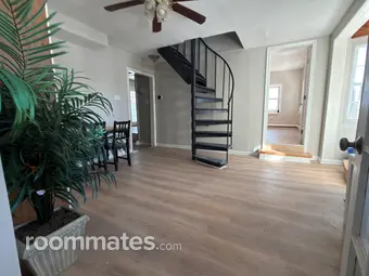 Room for rent in Philadelphia, PA $725, house