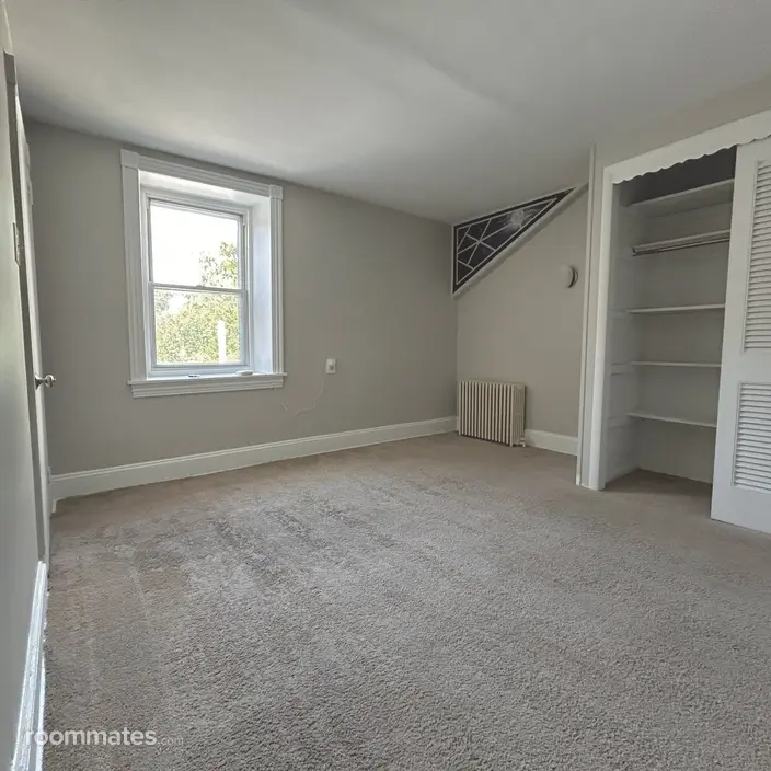 Room for rent in Philadelphia, PA $725, house