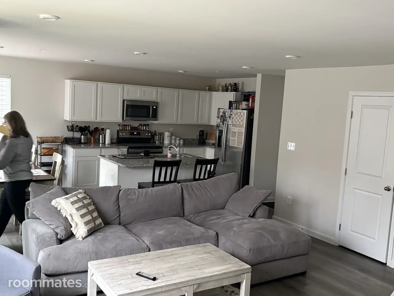 Profile photo 5 of 6