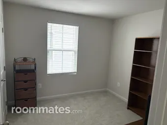 Room for rent in Elkton, MD $1200, townhouse