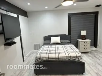 Room for rent in Tamarac, FL $1150, house