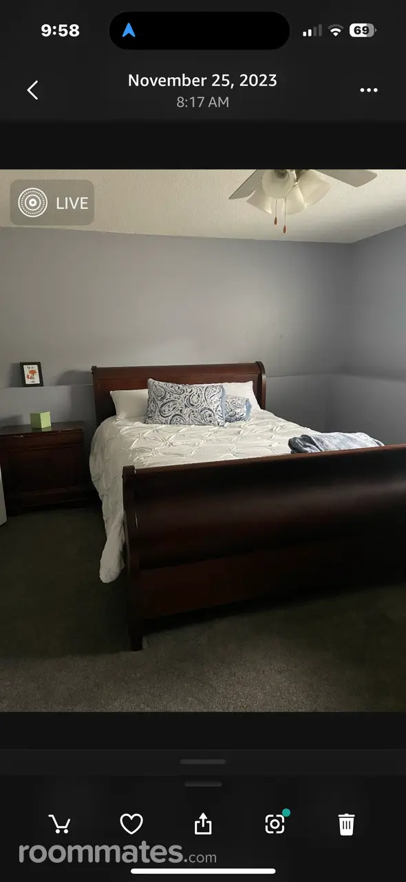 Profile photo 6 of 11