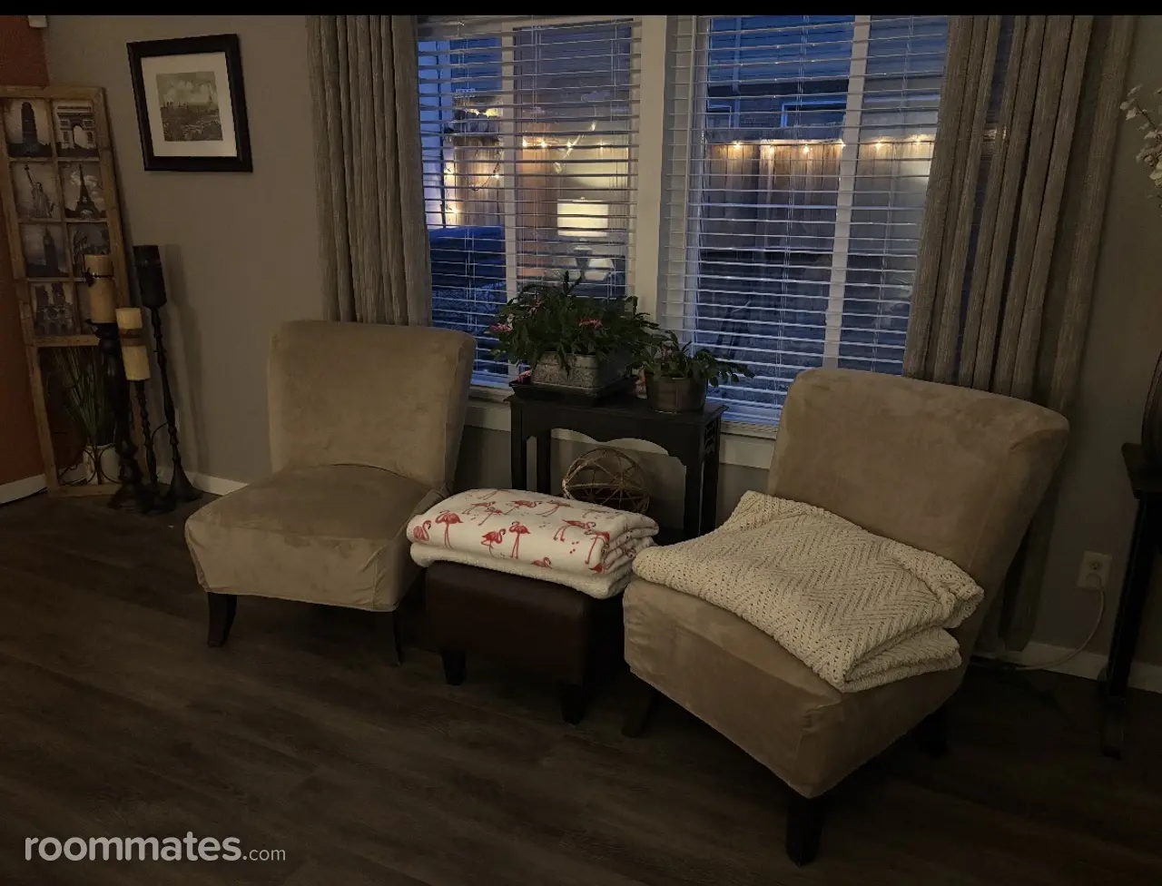 Profile photo 2 of 9