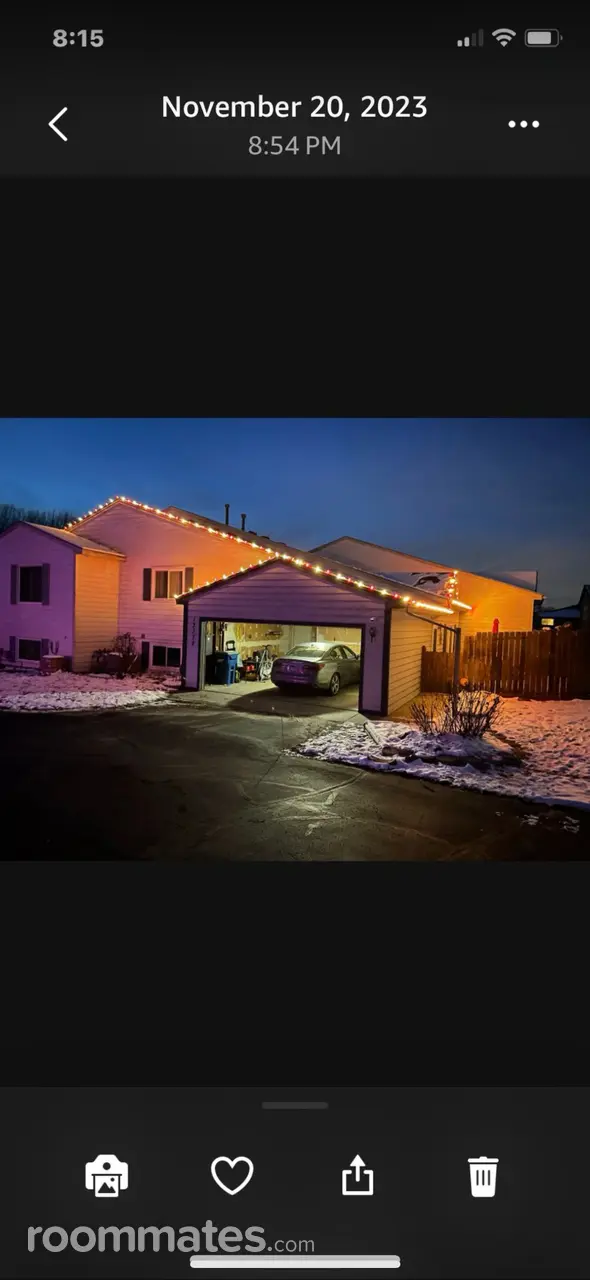 Profile photo 5 of 11