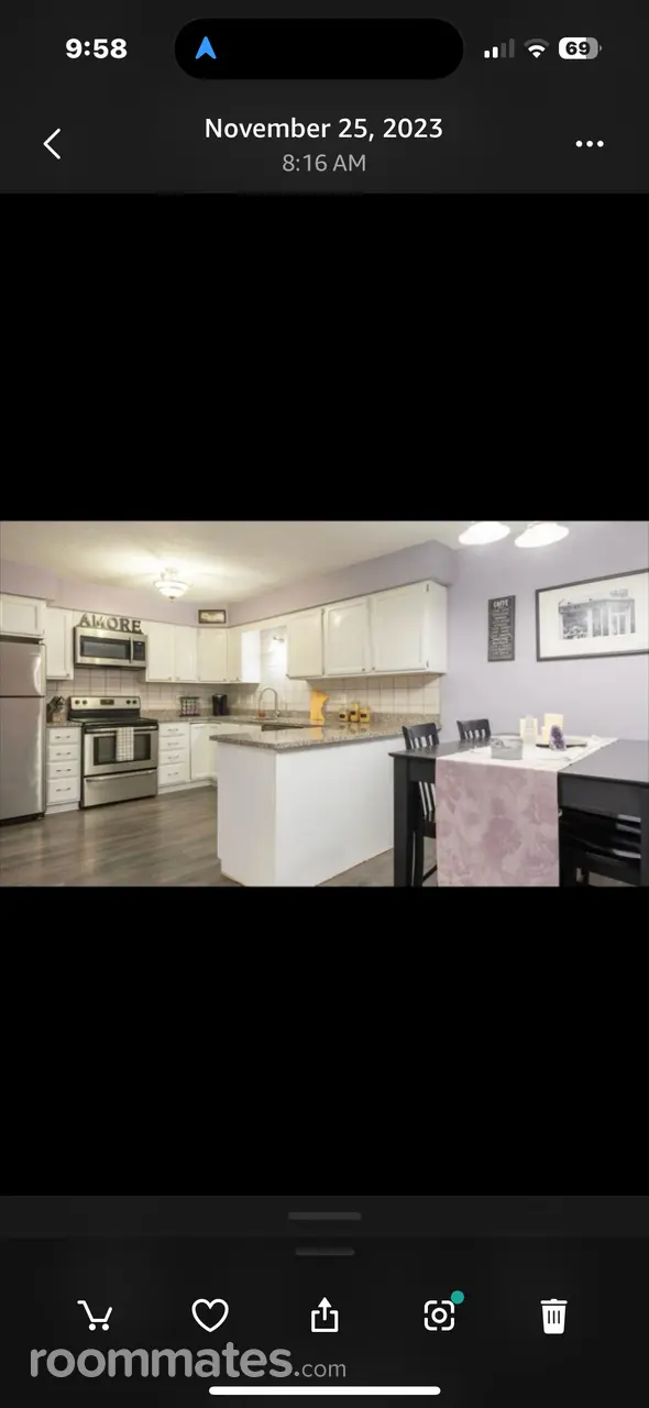 Profile photo 4 of 11