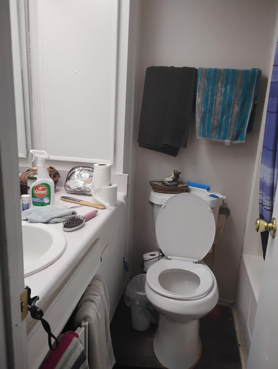 Profile photo 2 of 4