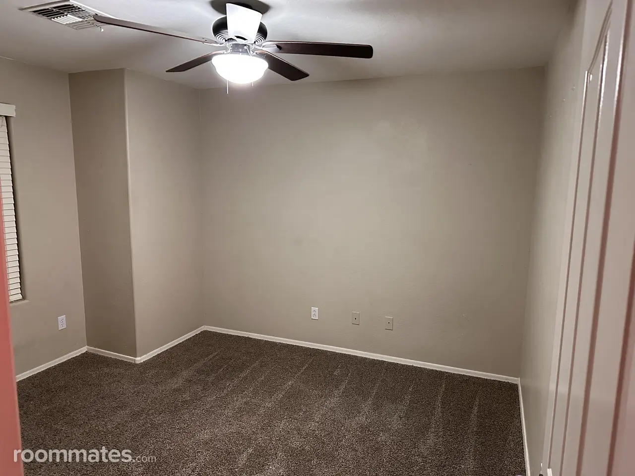 Profile photo 4 of 7