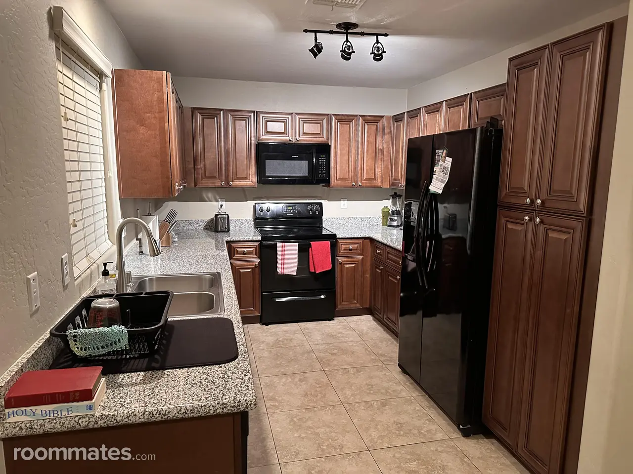 Profile photo 5 of 7