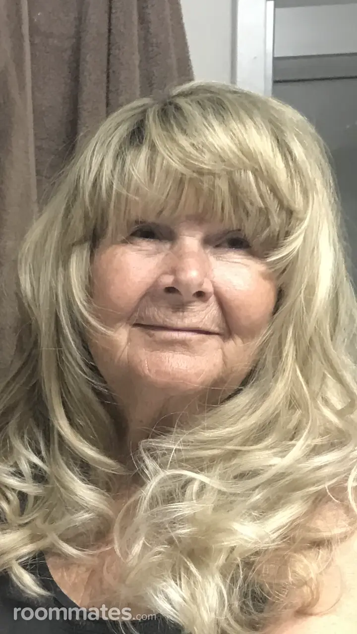 Profile photo 5 of 5