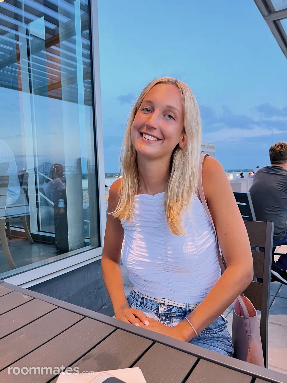 Profile photo 7 of 7