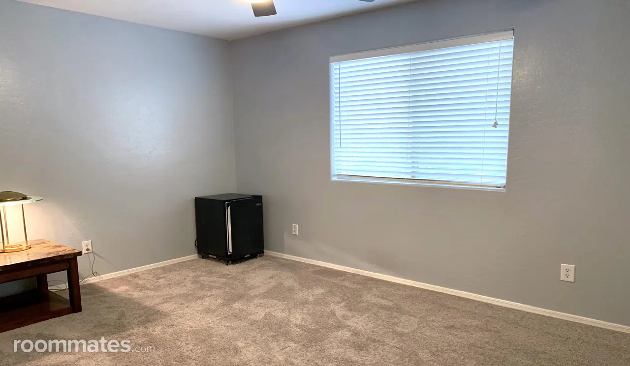 Profile photo 7 of 11