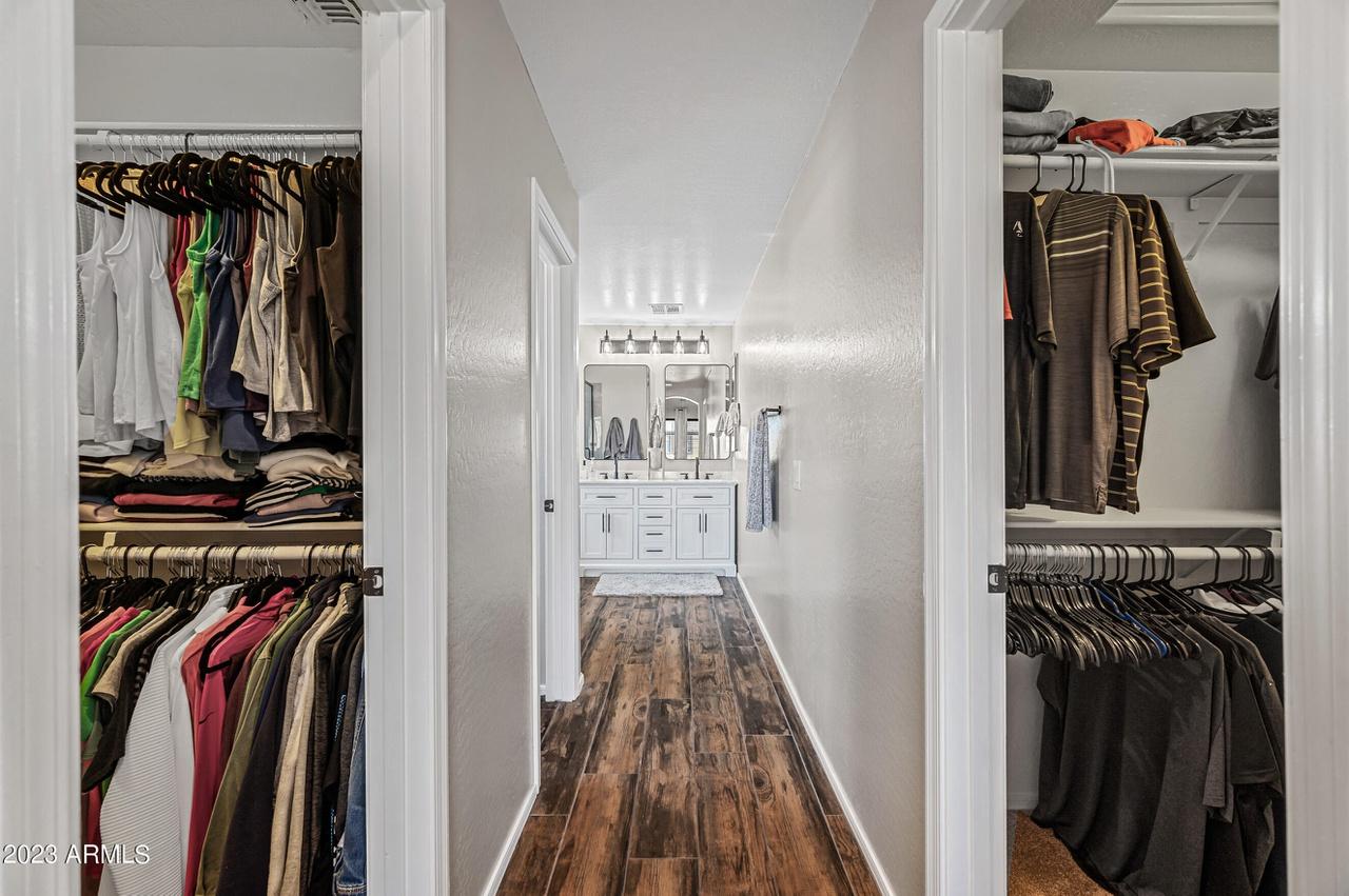 Profile photo 8 of 11