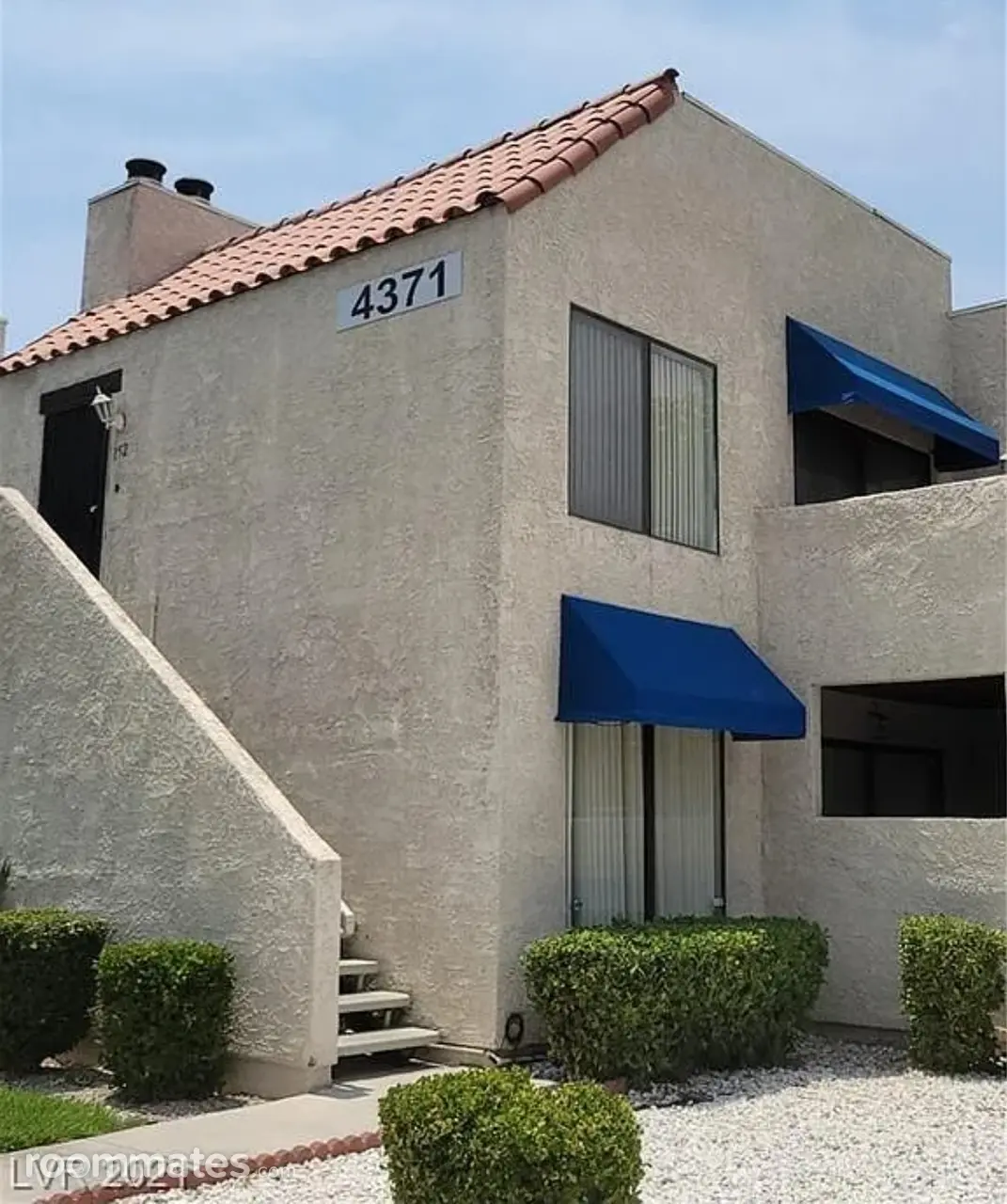 Profile photo 2 of 4