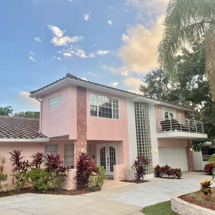 Room for rent in Palm Harbor, FL $850, apartment