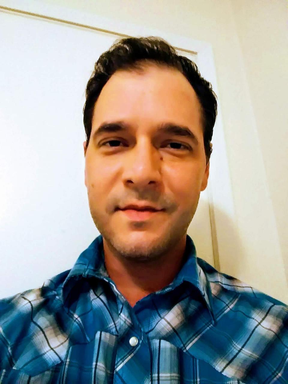 Profile photo 1 of 1