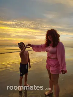 Room for rent in Apple Valley, CA $800, house