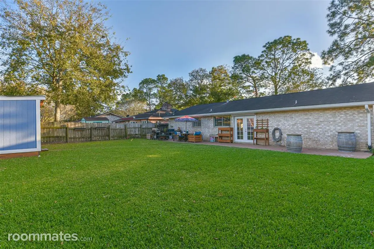 Profile photo 8 of 9