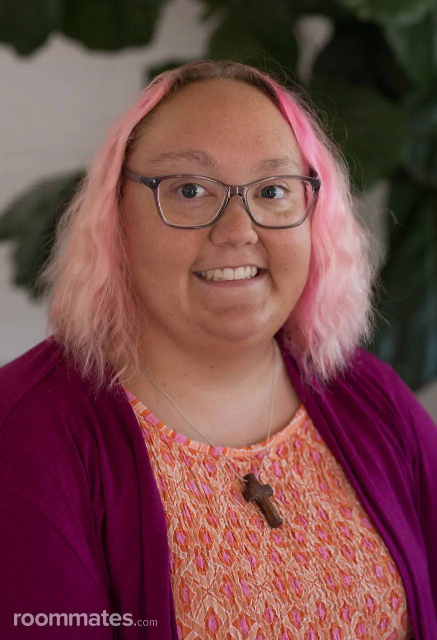 Profile photo 9 of 9