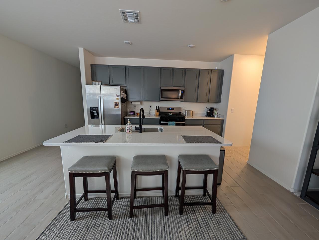 Profile photo 5 of 10