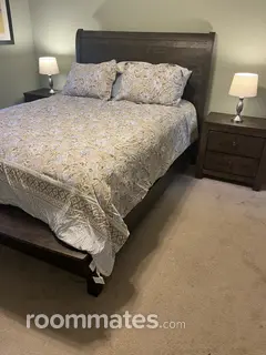 Room for rent in New Castle, DE $1000, house