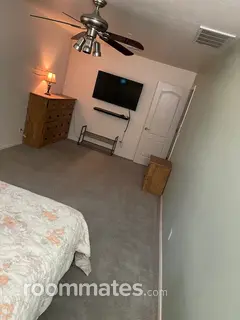 Room for rent in Goodyear, AZ $850, house