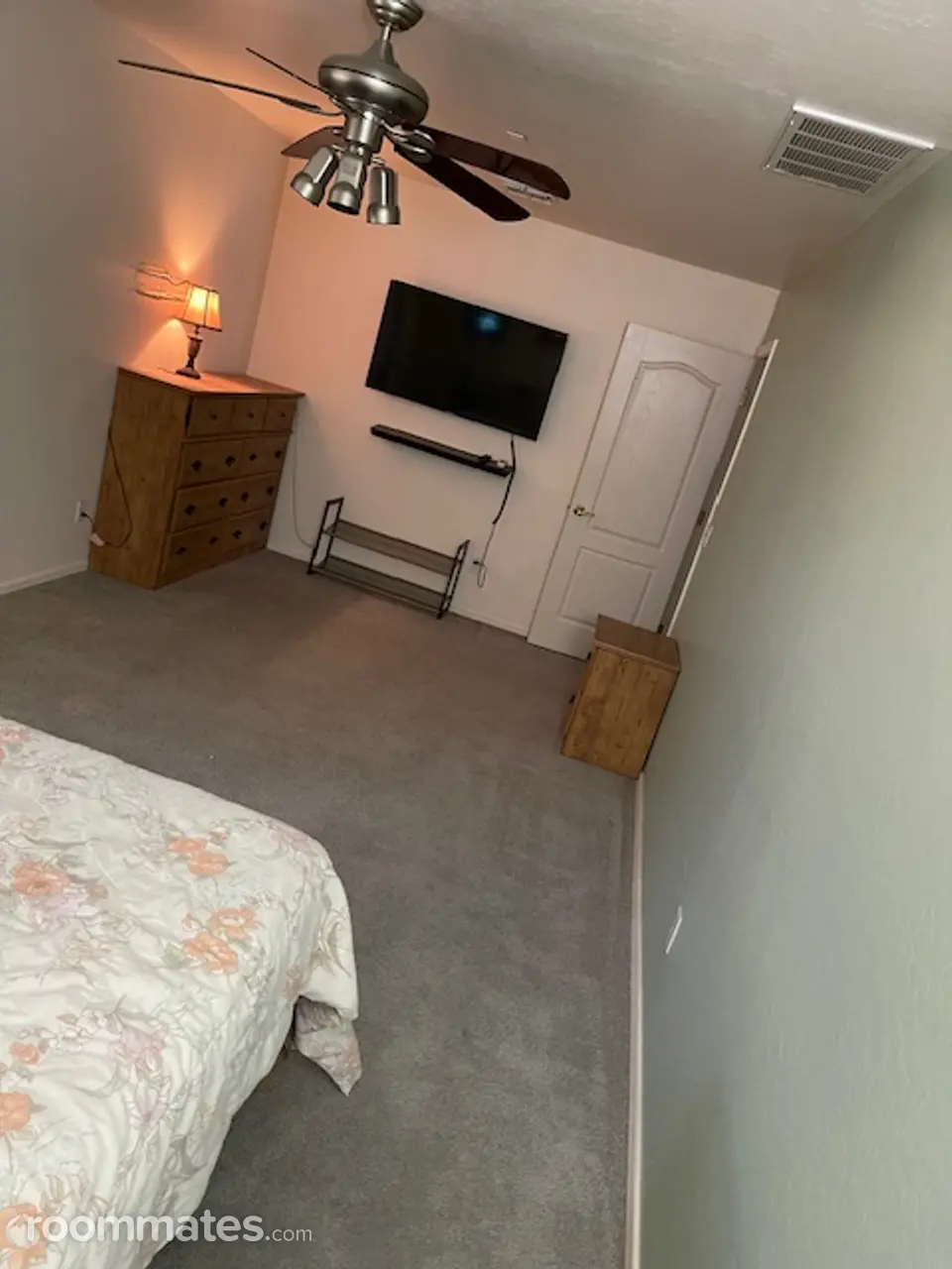 Profile photo 3 of 11