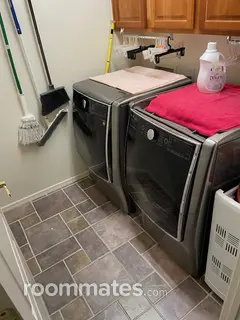 Room for rent in Goodyear, AZ $850, house