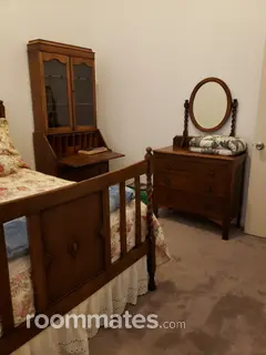 Room for rent in Sacramento, CA $850, house