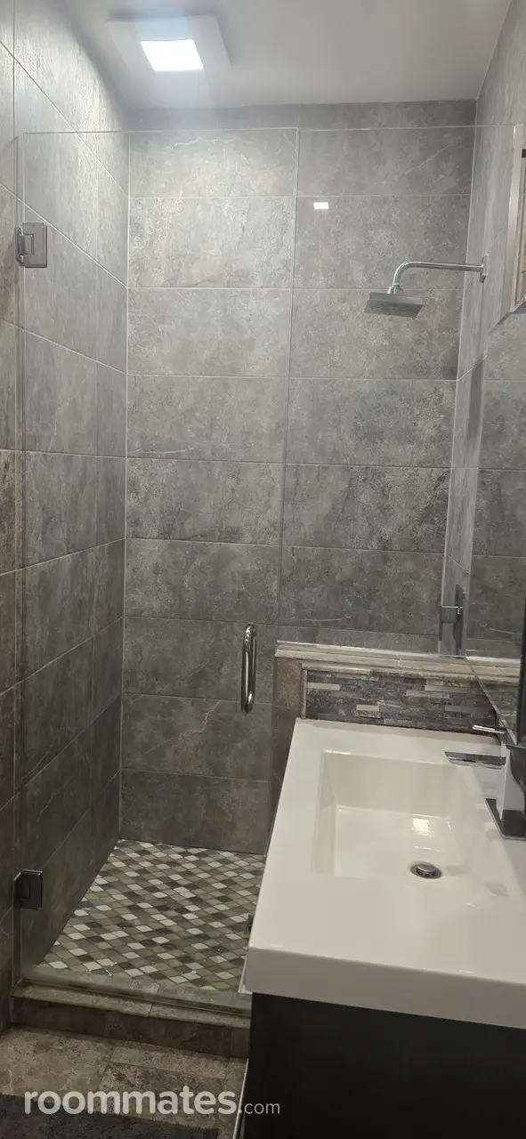 Profile photo 2 of 11