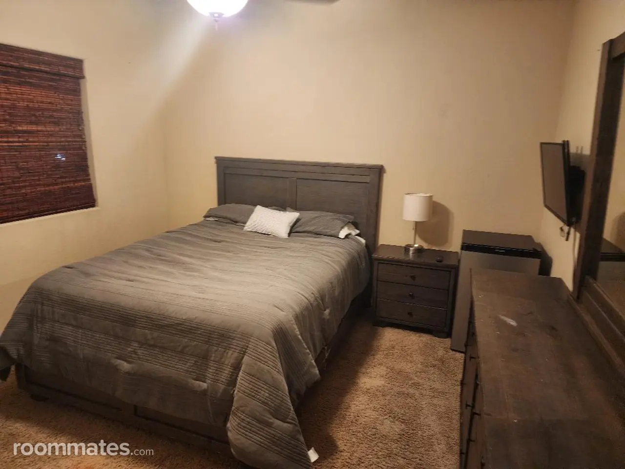 Profile photo 2 of 6