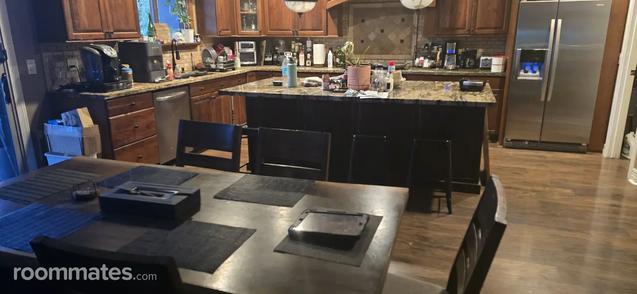 Profile photo 6 of 11