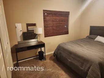 Room for rent in Chandler, AZ $950, house