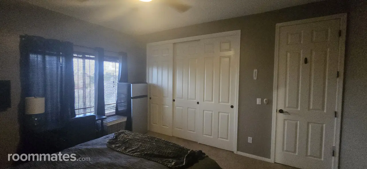 Profile photo 5 of 11