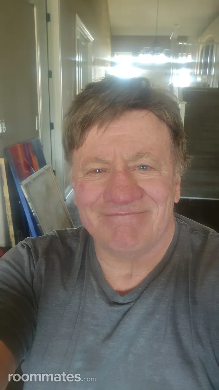 Profile photo 6 of 6